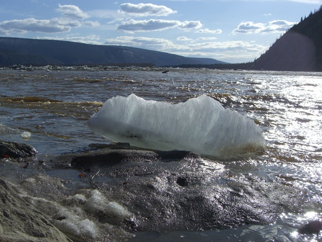 candle ice apr28 yuk riv-sm