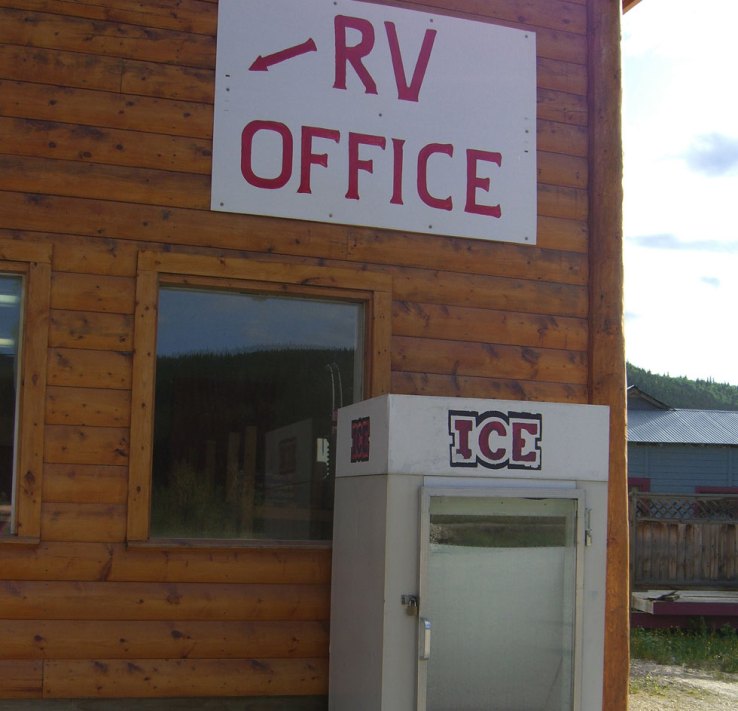 ice-at-b-gold-RV-cropt-web