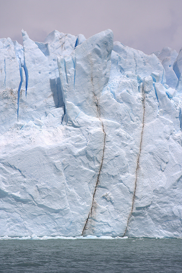 More seracs in the Perito Moreno glacier as it meets Lake Argentino, Argentina (photo Carsten Clasohm)