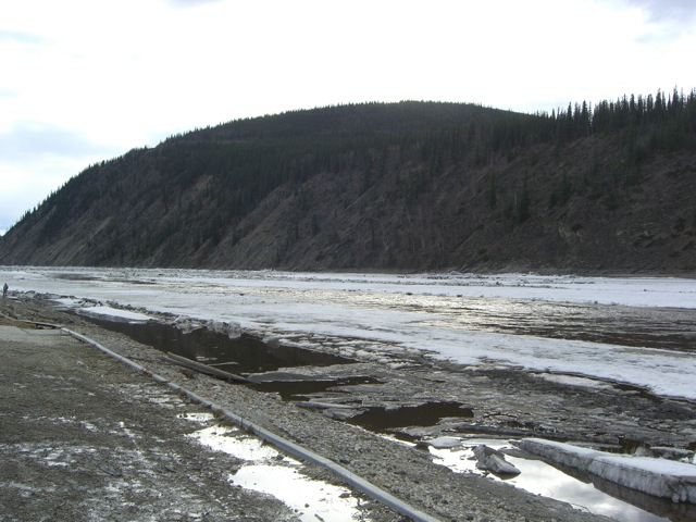 apr29 7h45pm looking south-sm